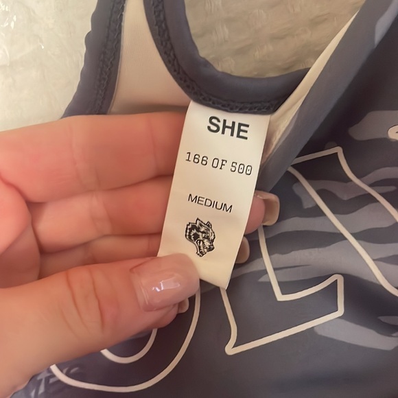 SHE Hardcore Everyday Sports Bra in Purple Stone Tiger Camo Size M - Picture 4 of 4